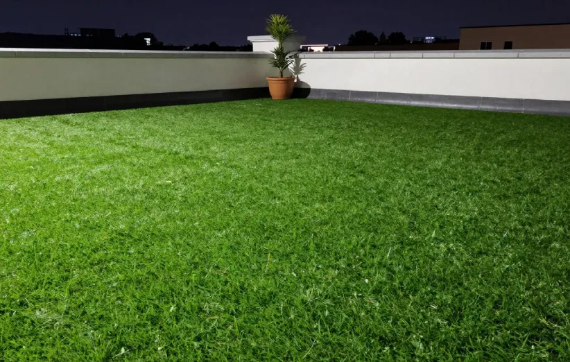 بهترین ضخامت چمن مصنوعی برای روف گاردن چقدر باید باشد؟